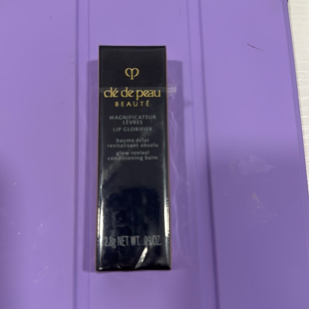 Cle de Peau lip glorifier- #2 Red. Unopened brand new